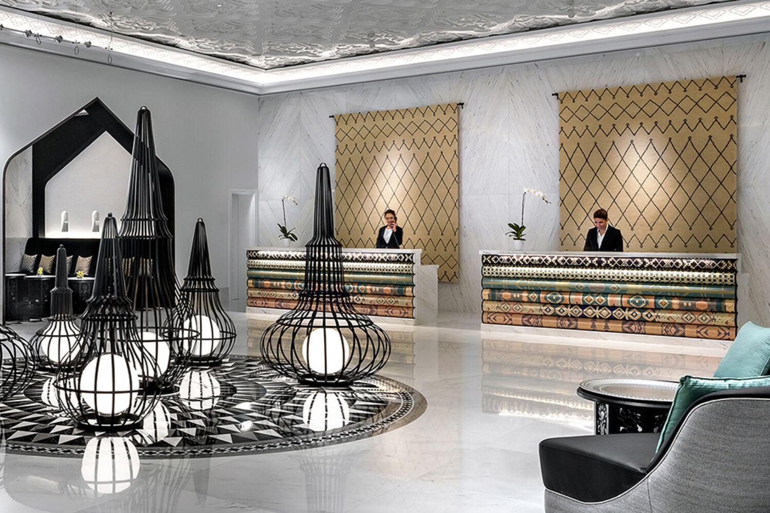 F Royal Meridien Lobby 1000Px