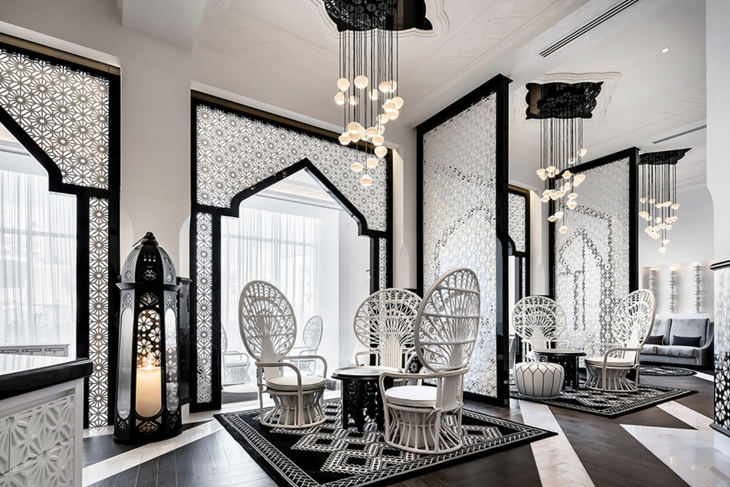 H Royal Meridien Lobby 1000Px