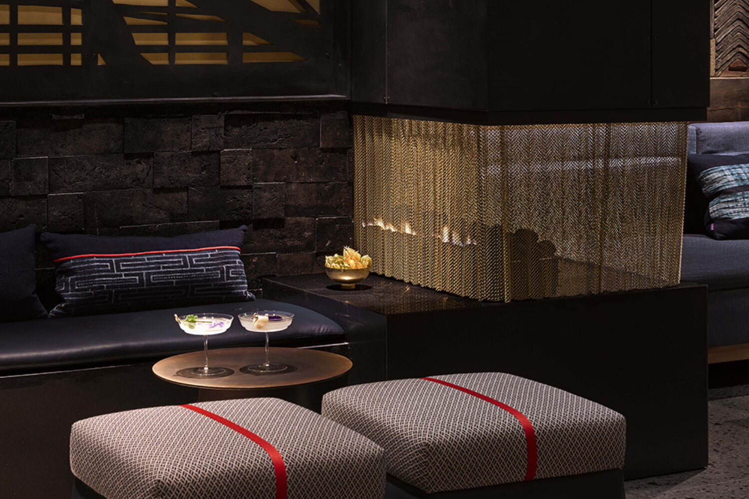 Lobby Public Spaces Nobu Shoreditch 05 Fire Nobu Pattern 1000Px