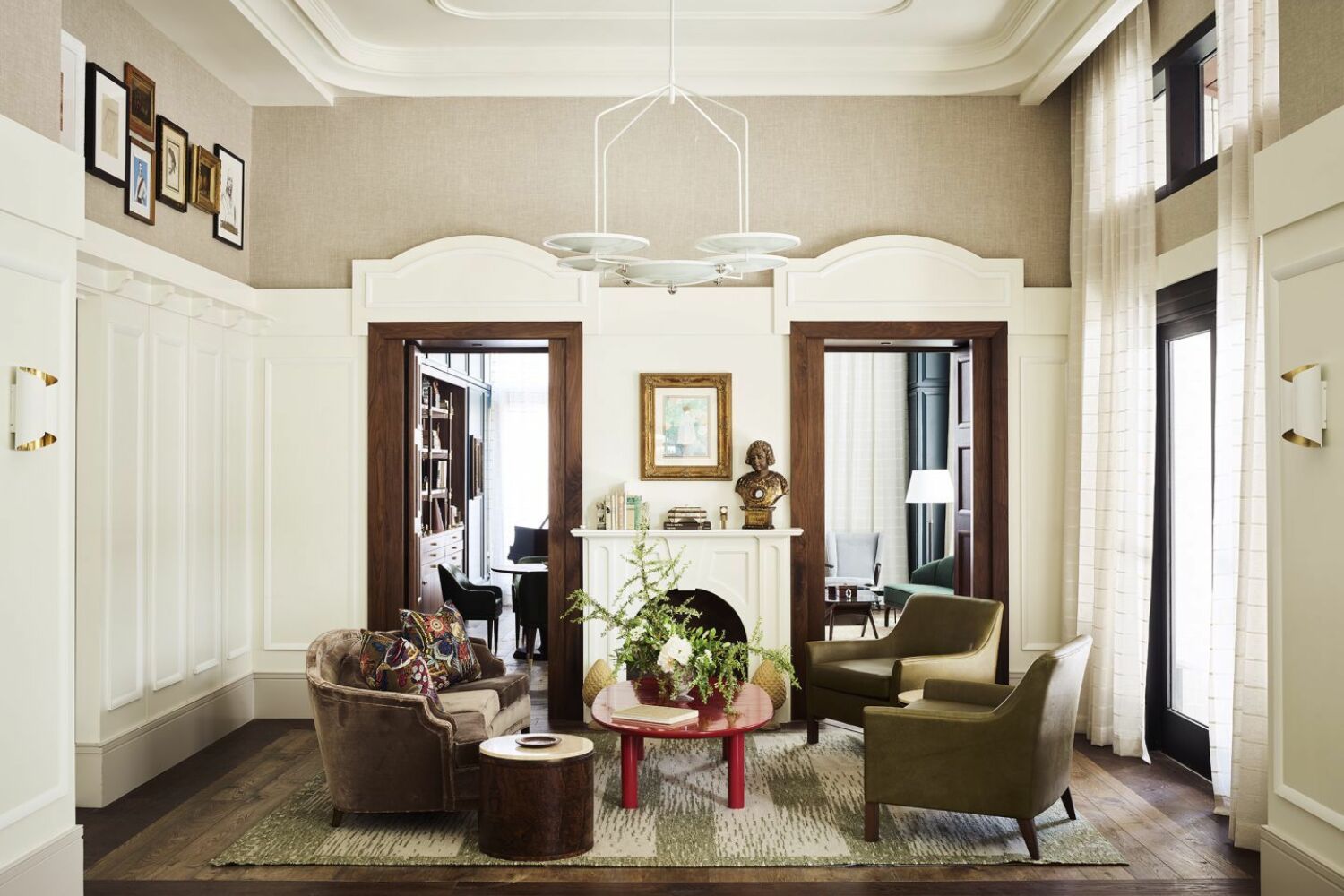 Lobbyand Public Spaces Perry Lane Hotel 06