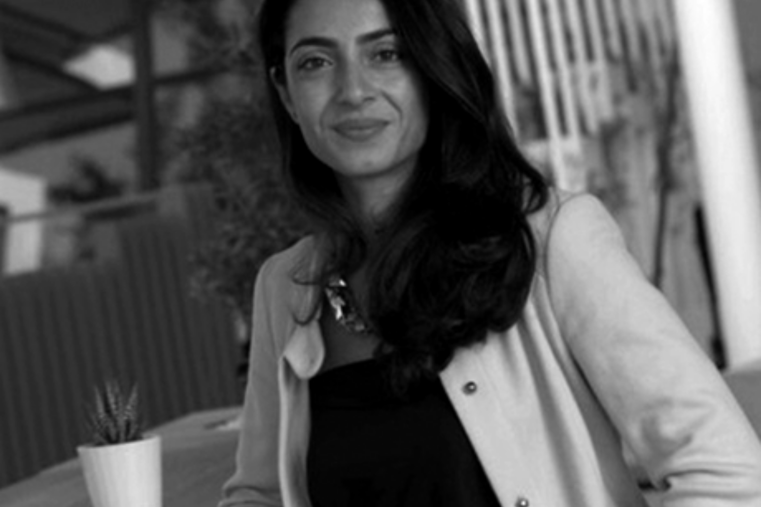 Mea Celine Salman Cropped