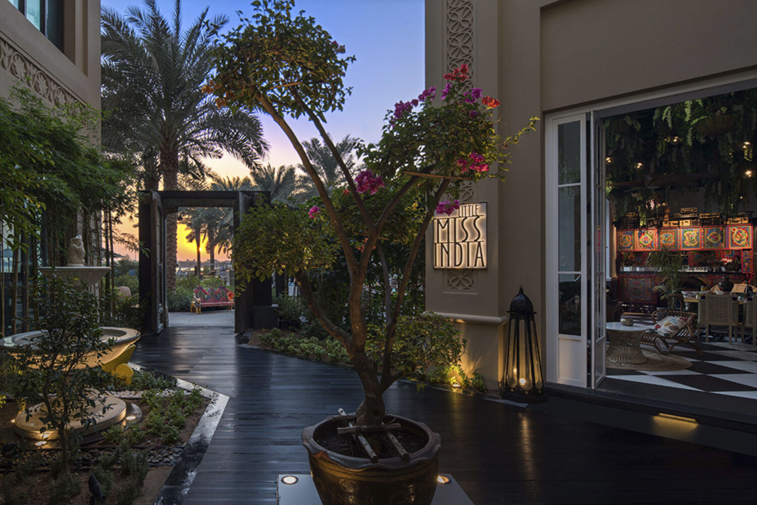 Restaurant Little Miss India 06 1000Px