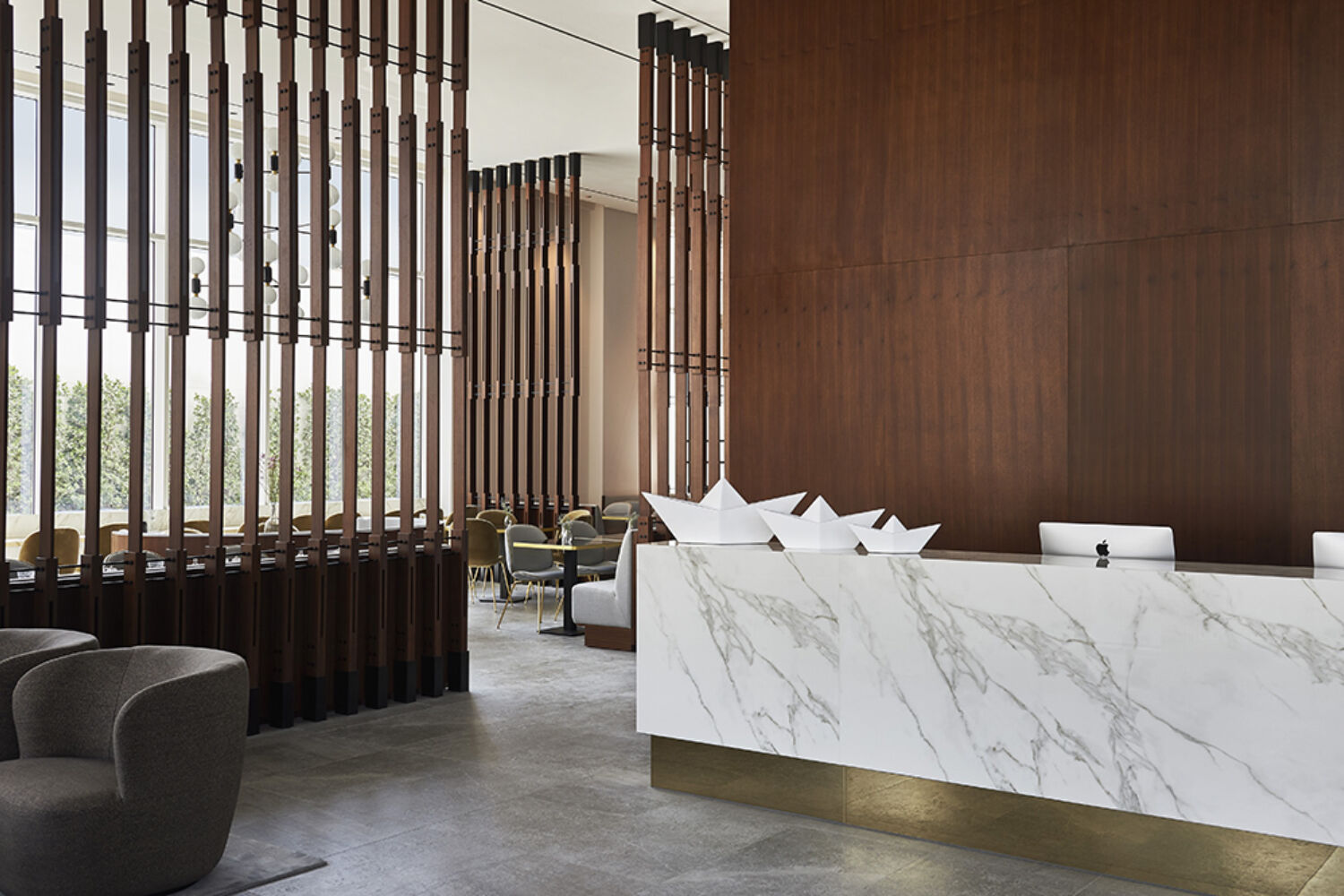 Urban Hotel Newbuild Form Hotel Dubai 003 1000Px