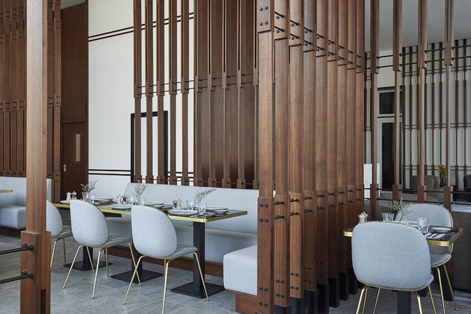 Urban Hotel Newbuild Form Hotel Dubai 004 1000Px