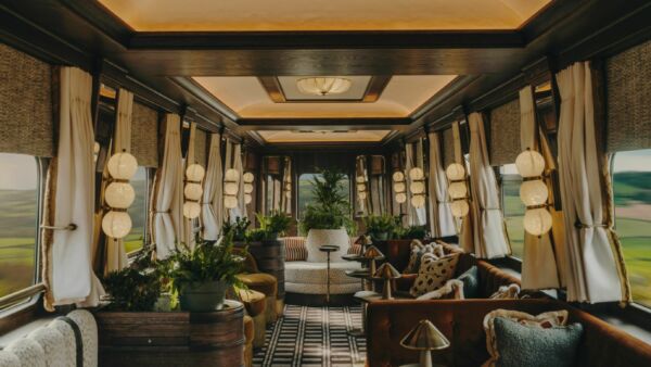 Observation Bar – The Britannic Explorer, UK