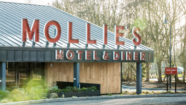 Mollie's Motel & Diner, Buckland, England