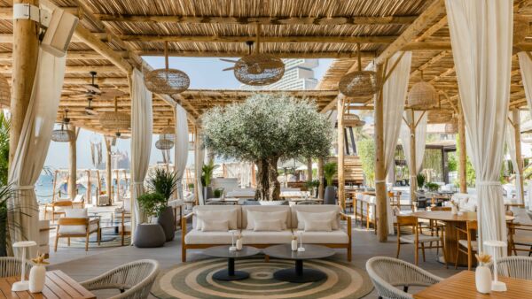 Laguna Beach Taverna & Lounge - Sofitel Dubai, The Palm, UAE