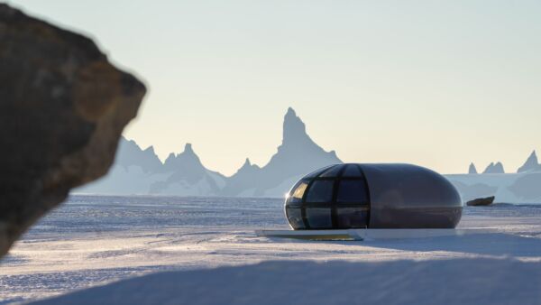 Skulpod - White Desert Echo Camp, Antarctica