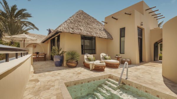 Jumeirah Beach Hotel & Al Bahar Villas, Dubai, UAE