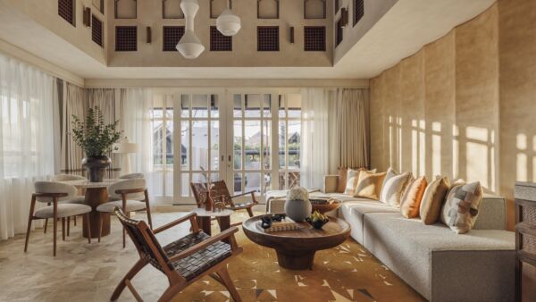 Jumeirah Beach Hotel & Al Bahar Villas, Dubai, UAE