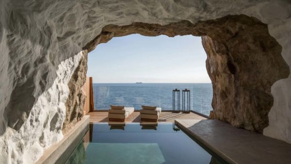 ACRO Suites - Crete, Greece